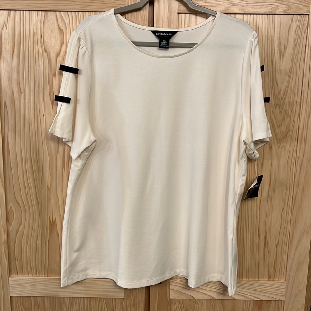 NWT Liz Claiborne Top